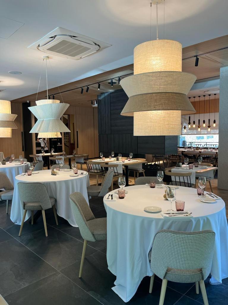 Hotel Restaurant Pessets & Spa Sort Esterno foto