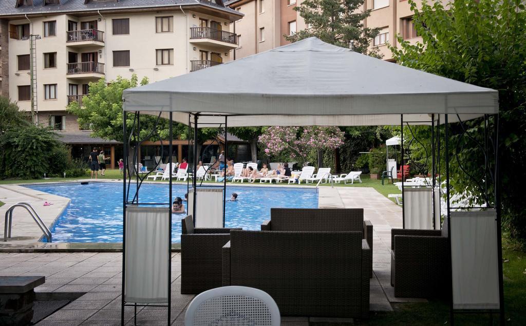 Hotel Restaurant Pessets & Spa Sort Esterno foto