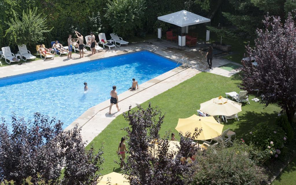 Hotel Restaurant Pessets & Spa Sort Esterno foto