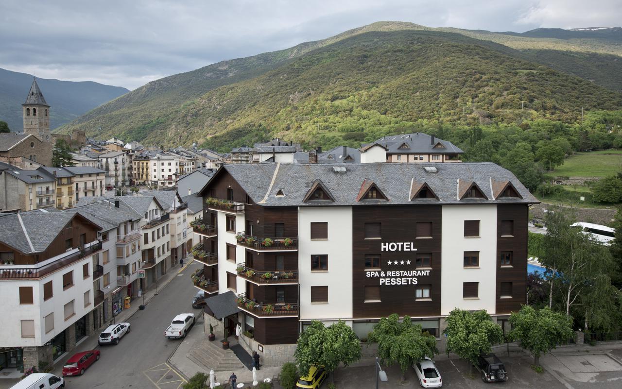 Hotel Restaurant Pessets & Spa Sort Esterno foto