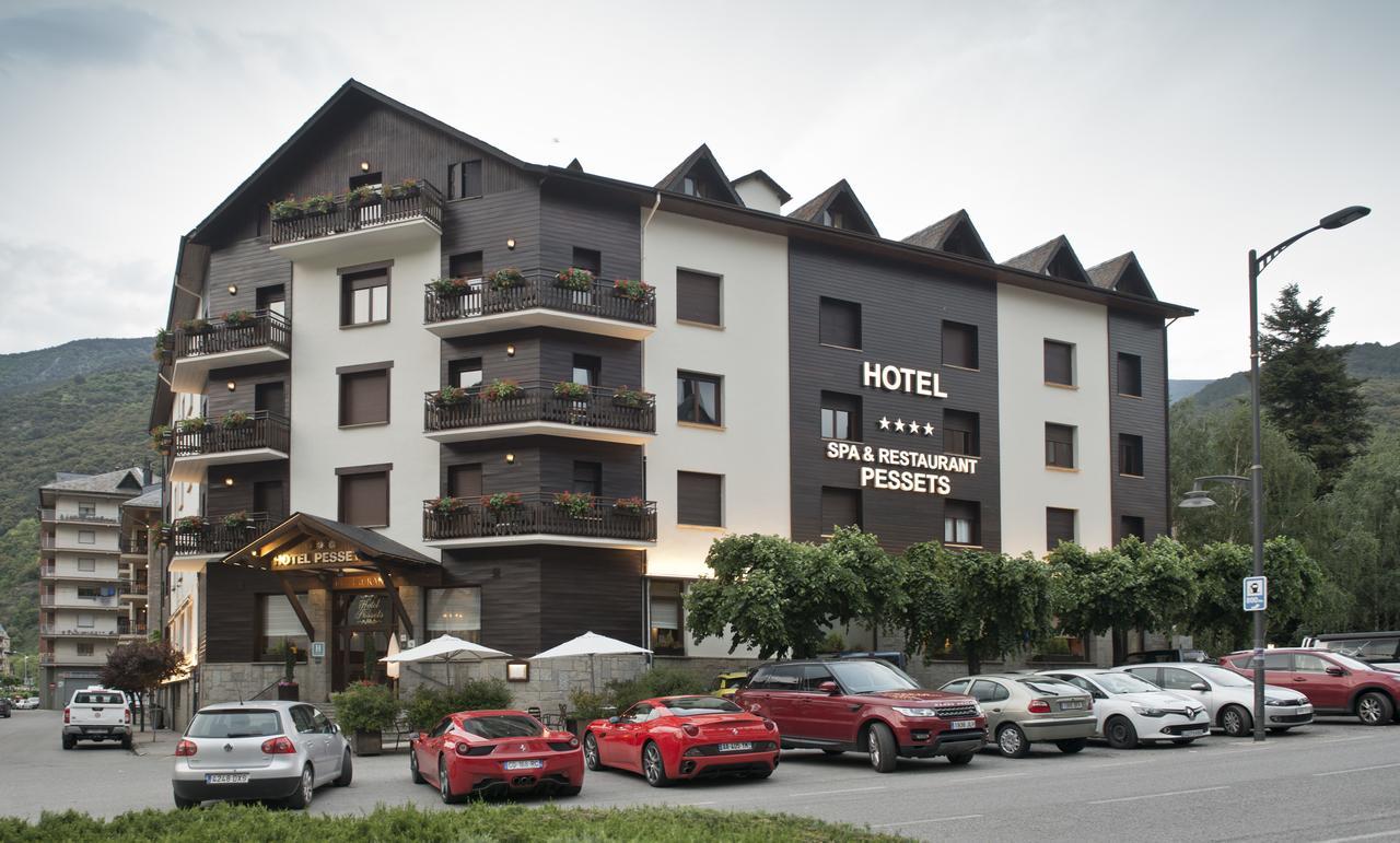 Hotel Restaurant Pessets & Spa Sort Esterno foto